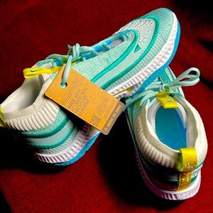 Men’s NIKE Cosmic Unity 3 Basketball Shoes size 12